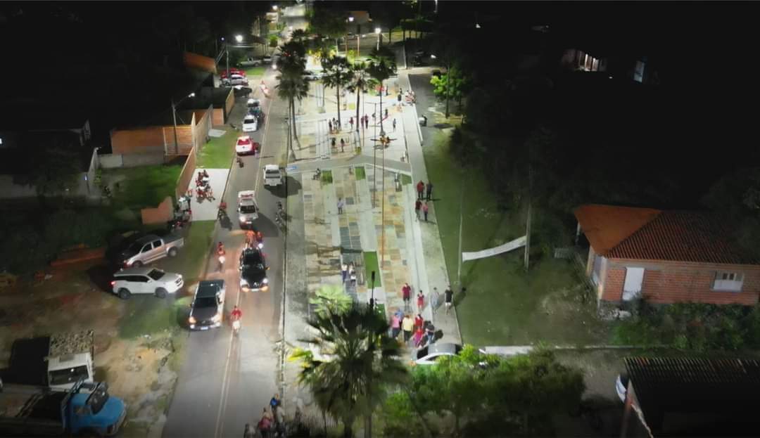 Prefeito João Luiz e deputada estadual Janaína Marques inauguram Praça - Imagem 1