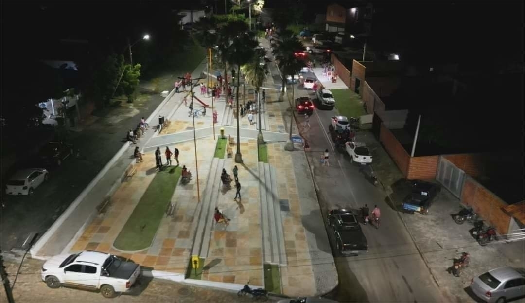 Prefeito João Luiz e deputada estadual Janaína Marques inauguram Praça 