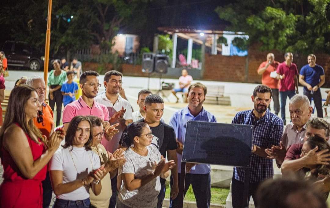 Prefeito João Luiz e deputada estadual Janaína Marques inauguram Praça - Imagem 10