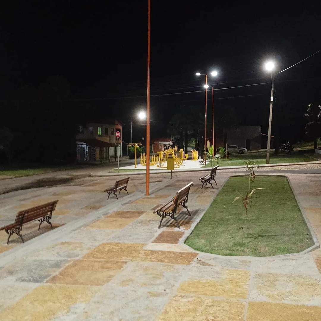 Prefeito João Luiz e deputada estadual Janaína Marques inauguram Praça - Imagem 7