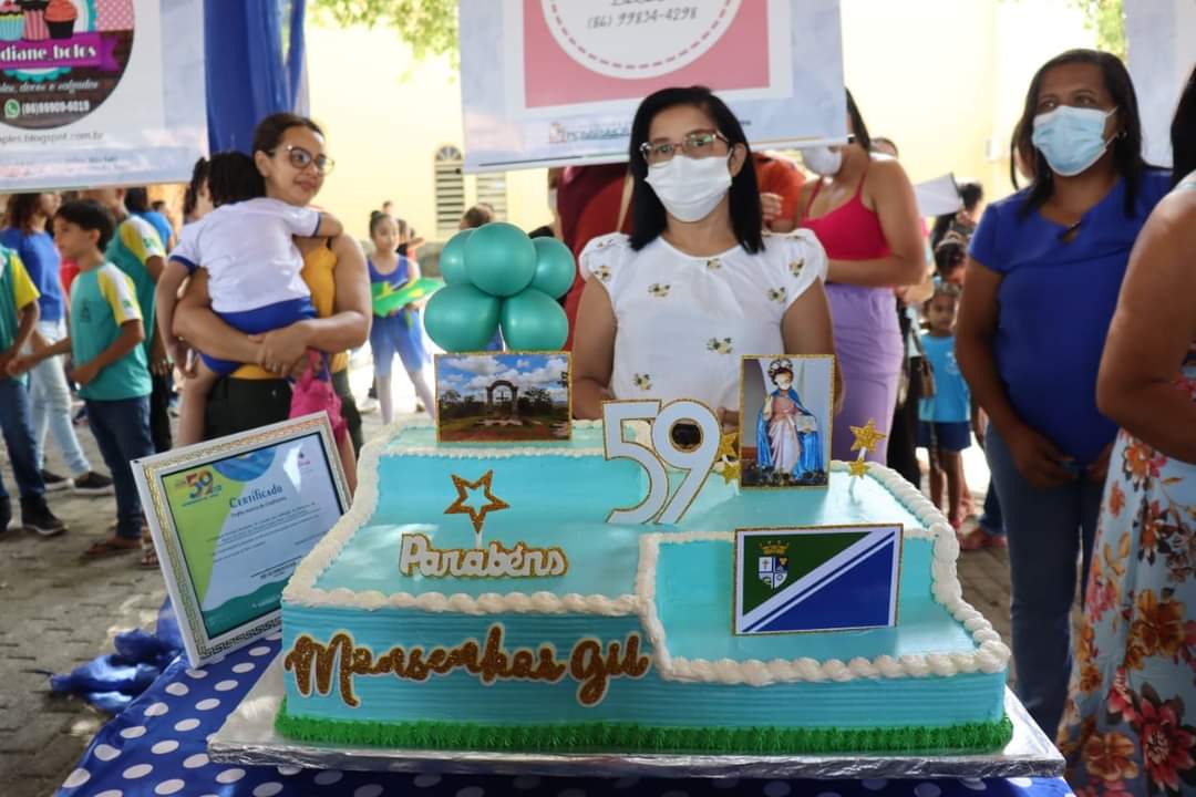 09 Bolos Confeitados para festejar o aniversário de Monsenhor Gil - Imagem 3