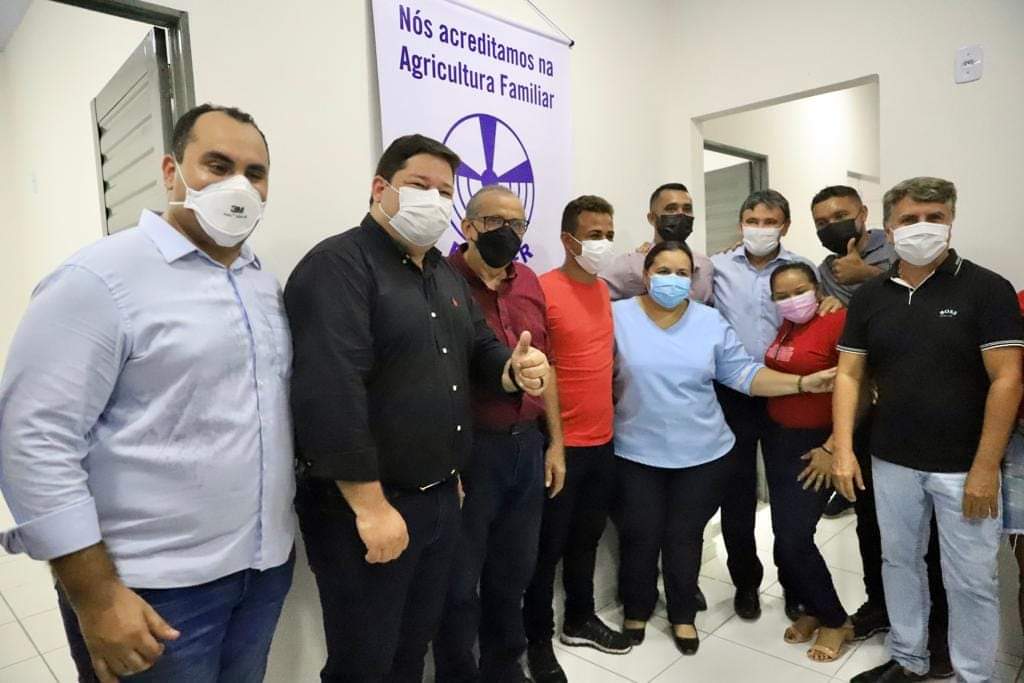 Gov. Wellington Dias e prefeito João Luiz inauguram obras em Monsenhor Gil - Imagem 18