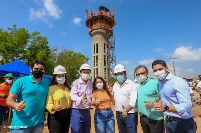 Prefeita e Governador vistoriam obras do Pró-Piaui em Luis Correia - Imagem 1