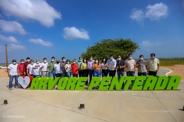Prefeita e Governador vistoriam obras do Pró-Piaui em Luis Correia - Imagem 3