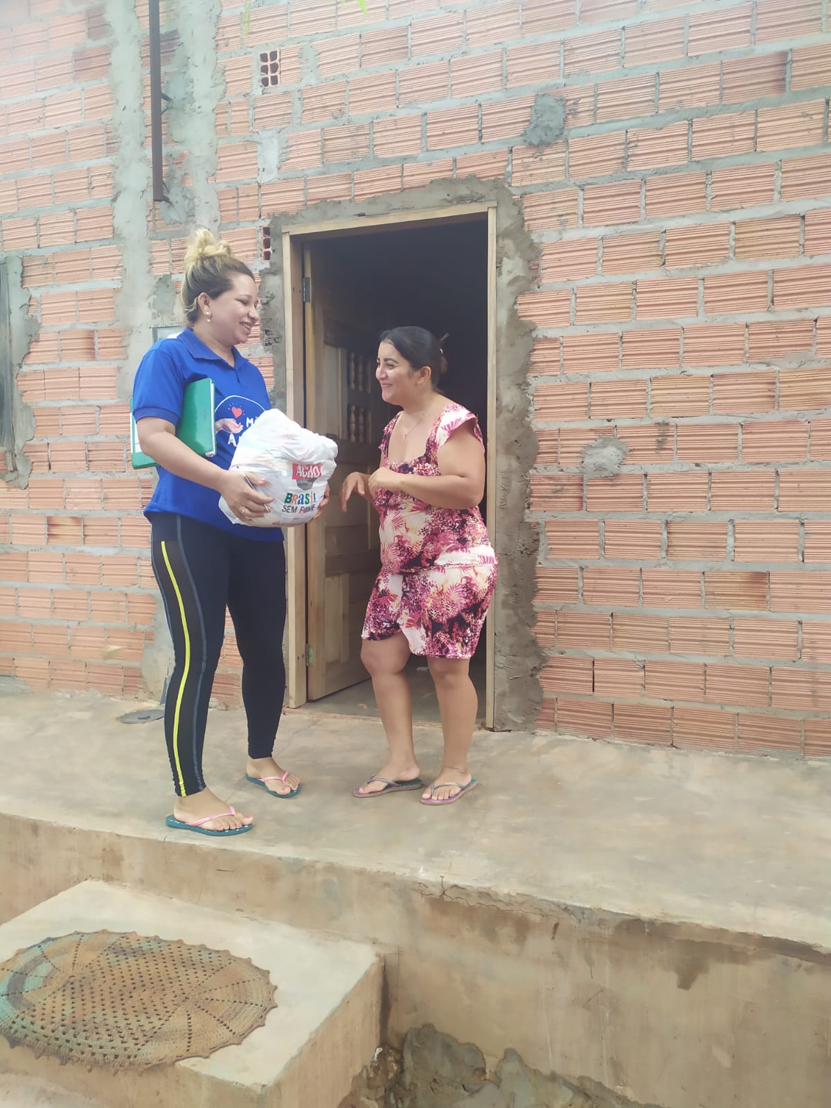 Famílias vulneráveis são beneficiadas com o Projeto Mãos que Ajudam - Imagem 2