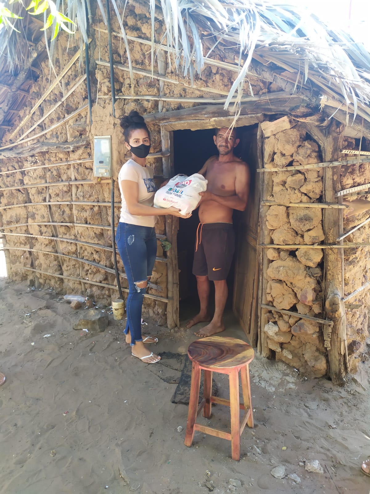 Famílias vulneráveis são beneficiadas com o Projeto Mãos que Ajudam - Imagem 10