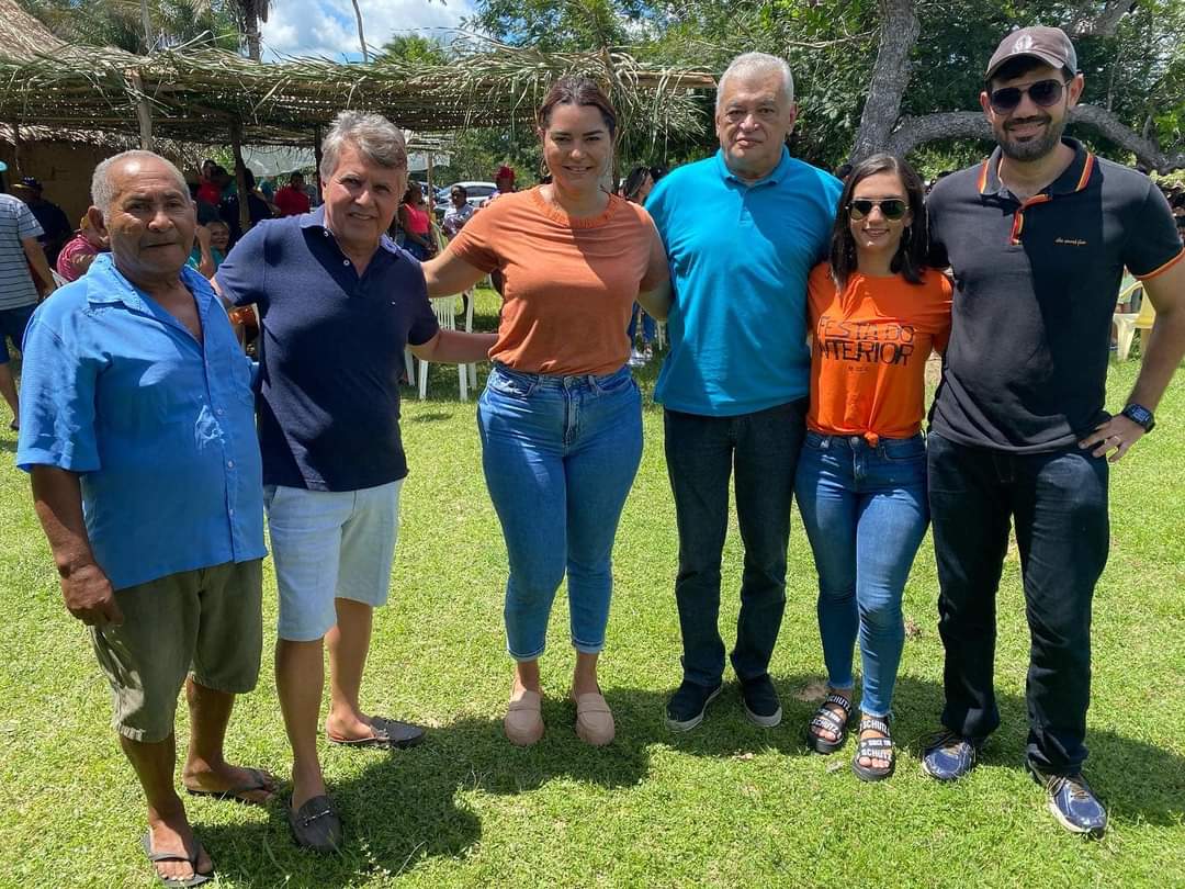 Deputada Janaína Marques visita Monsenhor Gil e vistoria obra - Imagem 3