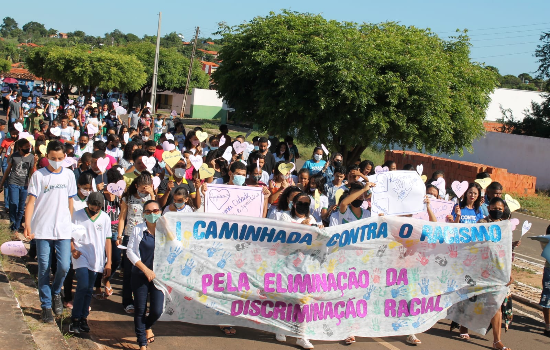 Cajazeiras do Piauí: caminhada de conscientização contra o racismo