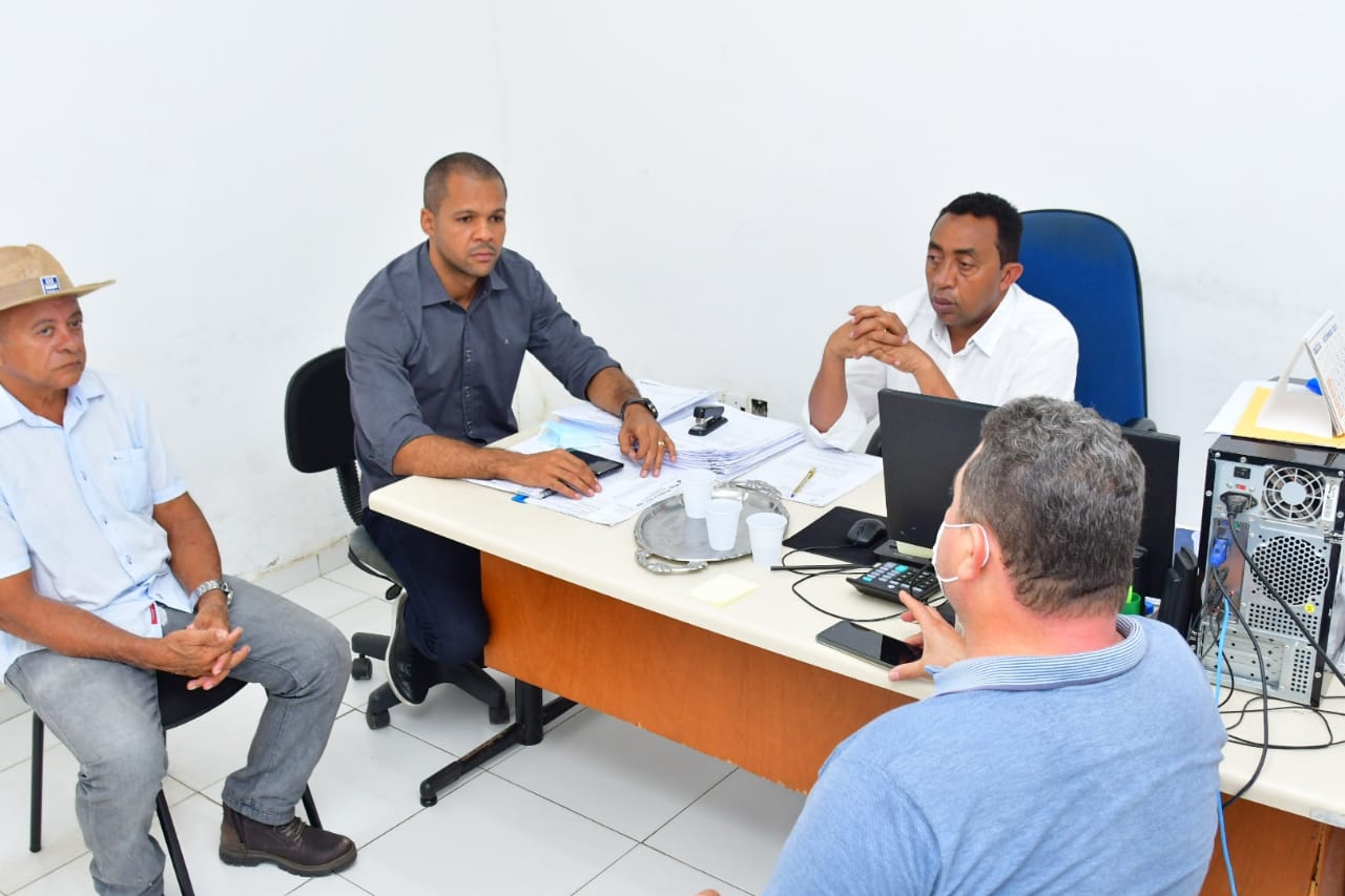 Joel se reúne com equipe para intensificar trabalho de recuperação de ruas