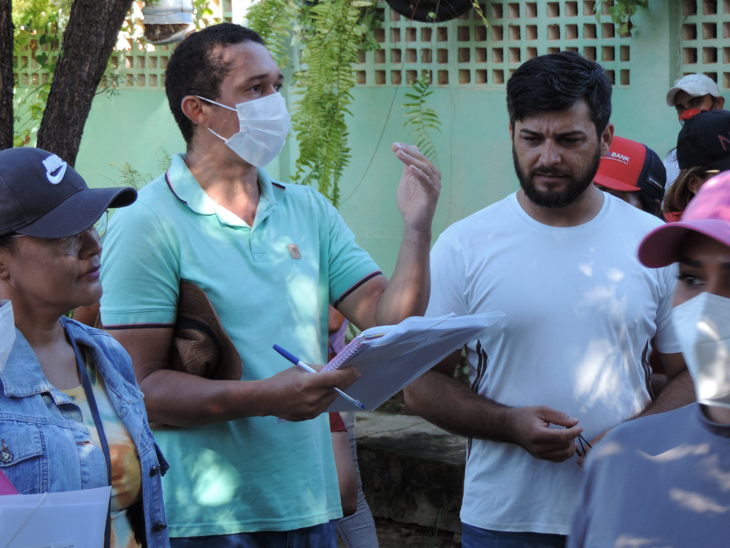Semana Santa - Famílias de Monsenhor Gil recebem peixes da Prefeitura - Imagem 3