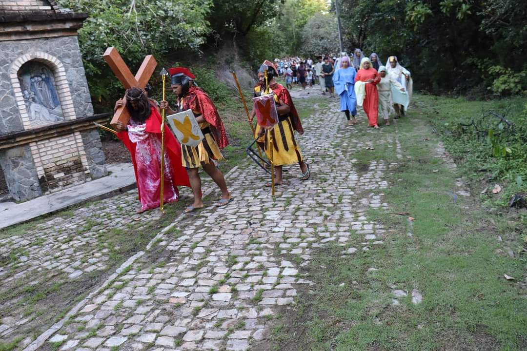 As emoções estão de volta com a Via Sacra de Monsenhor Gil - Imagem 5