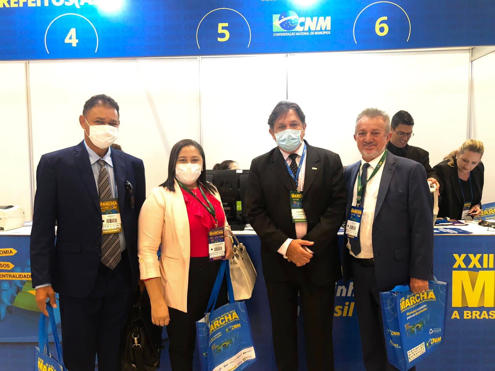 Prefeita Claudia Medeiros participa da 23ª Marcha a Brasília - Imagem 2