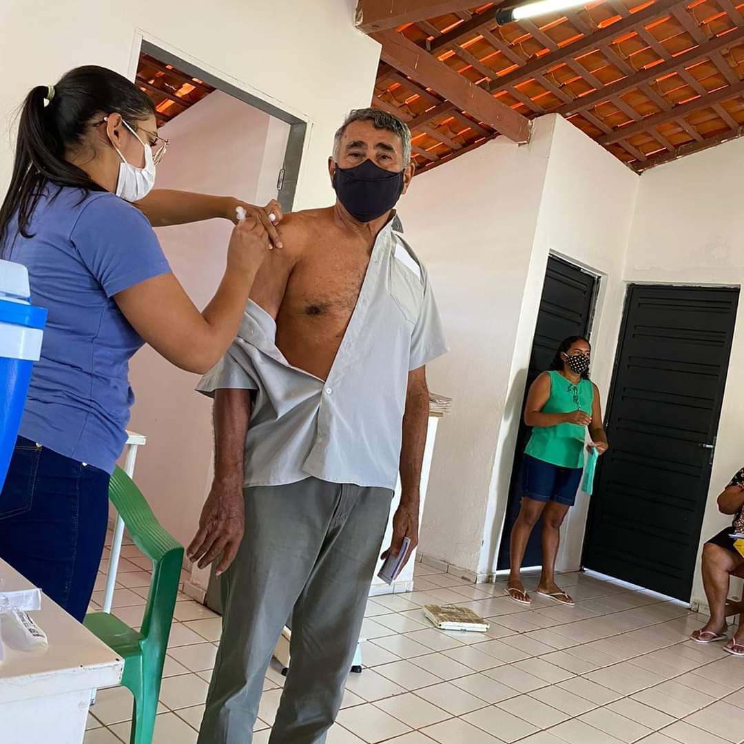 Monsenhor Gil no combate ao Sarampo e Gripe com Dia D de Vacinação - Imagem 4