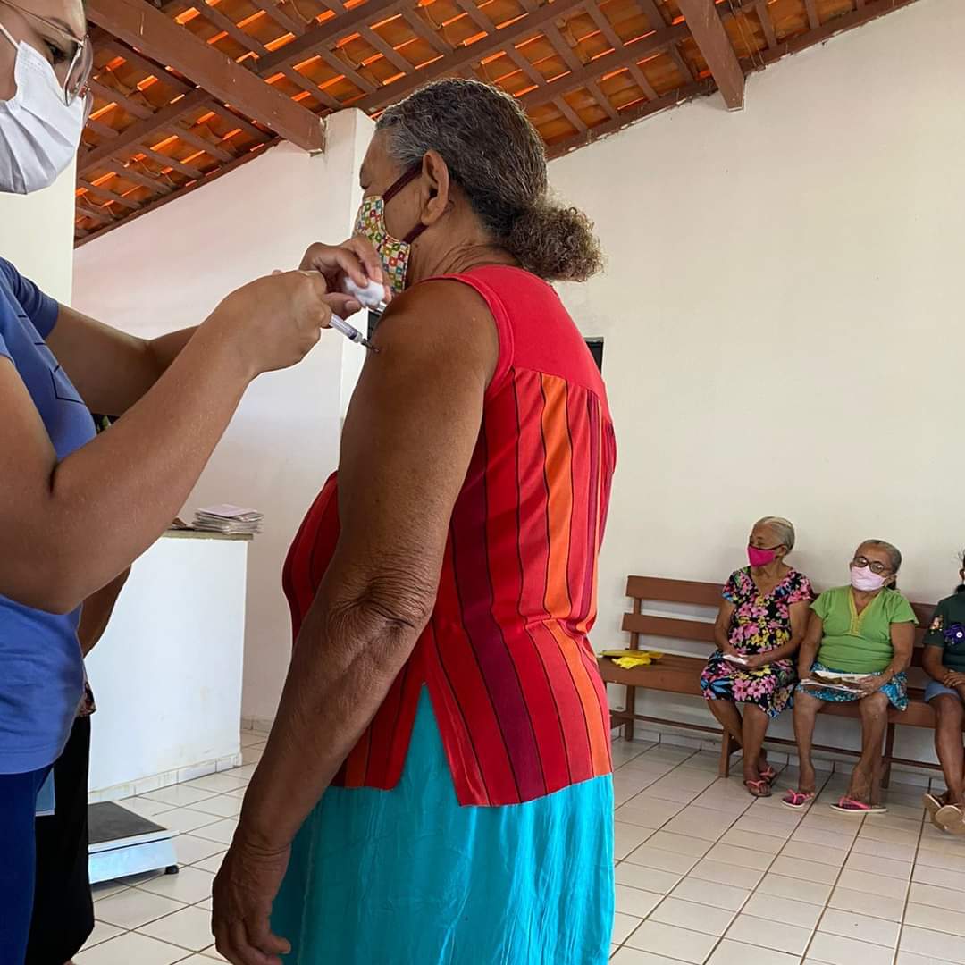Monsenhor Gil no combate ao Sarampo e Gripe com Dia D de Vacinação - Imagem 5