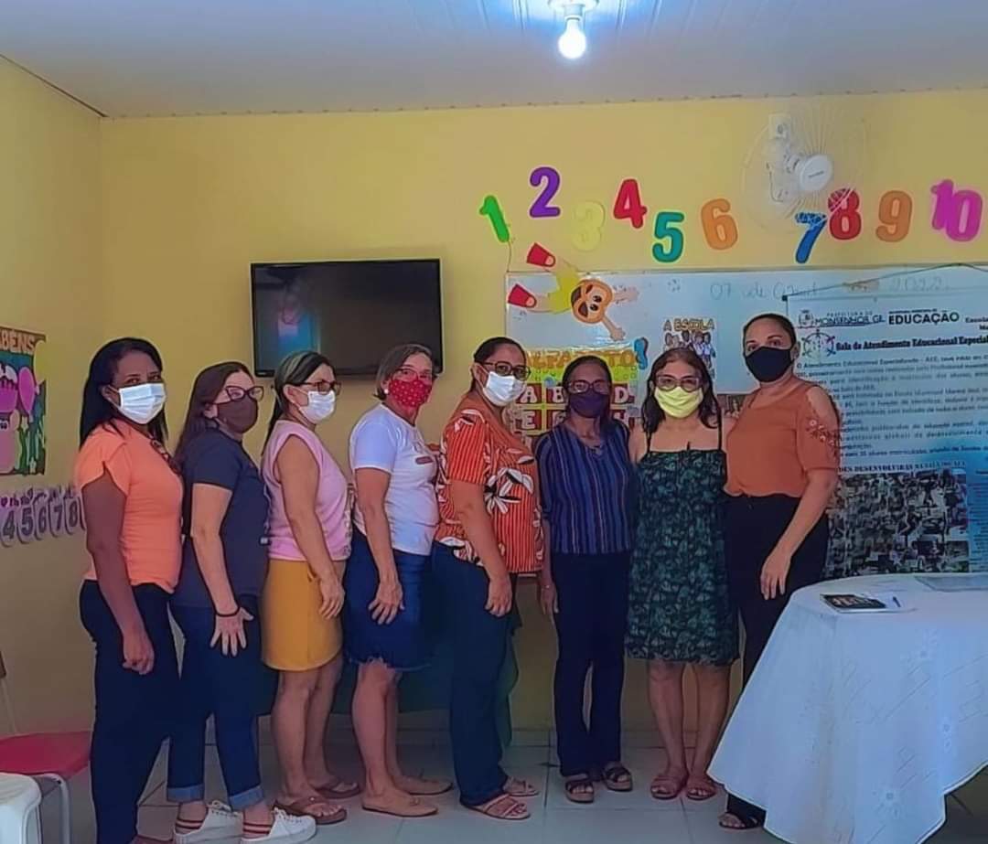 Monsenhor Gil dando aulas quando o assunto é educação especializada - Imagem 1