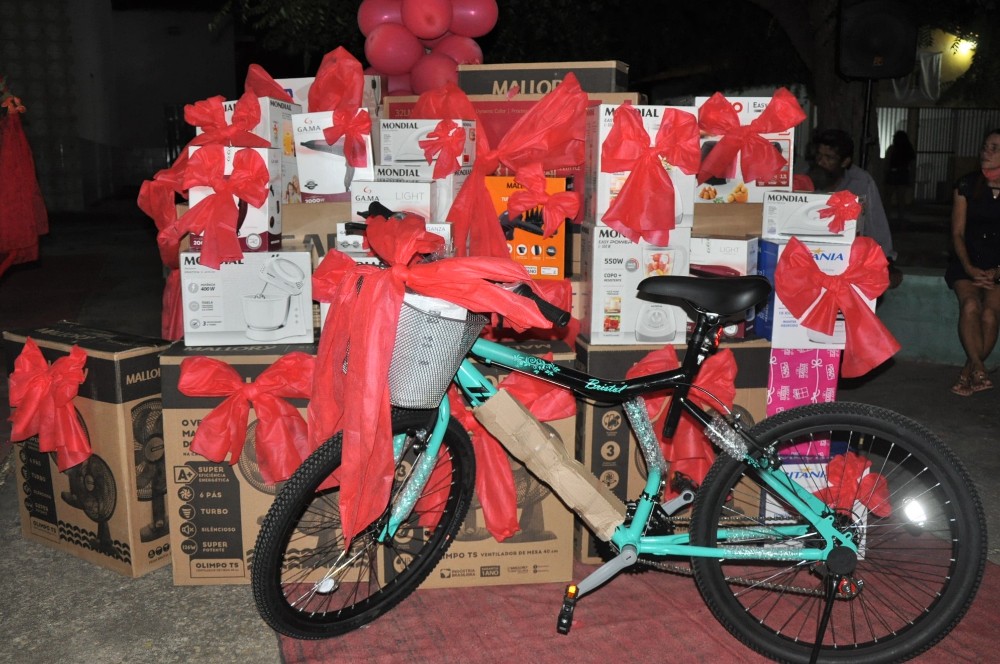 Prefeitura de Hugo Napoleão realiza festa em homenagem às Mães - Imagem 17