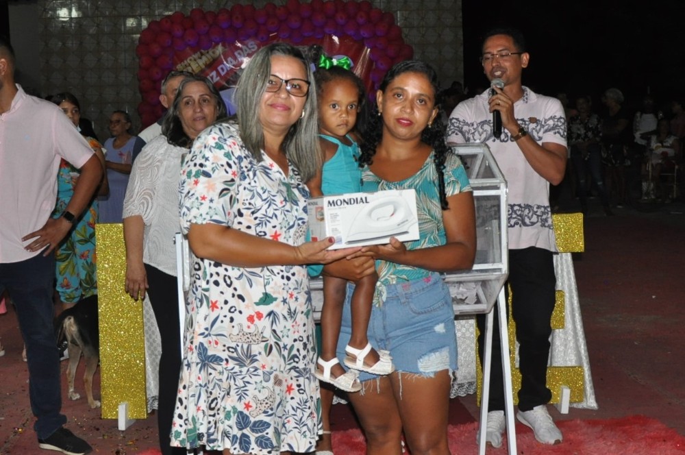 Prefeitura de Hugo Napoleão realiza festa em homenagem às Mães - Imagem 7
