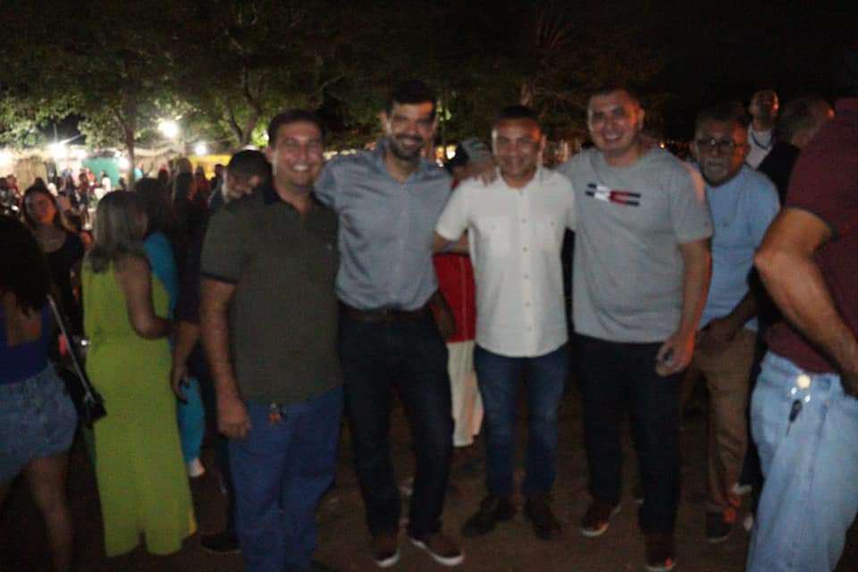 Prefeito e vice de Monsenhor Gil participam de encerramento de festejos - Imagem 11