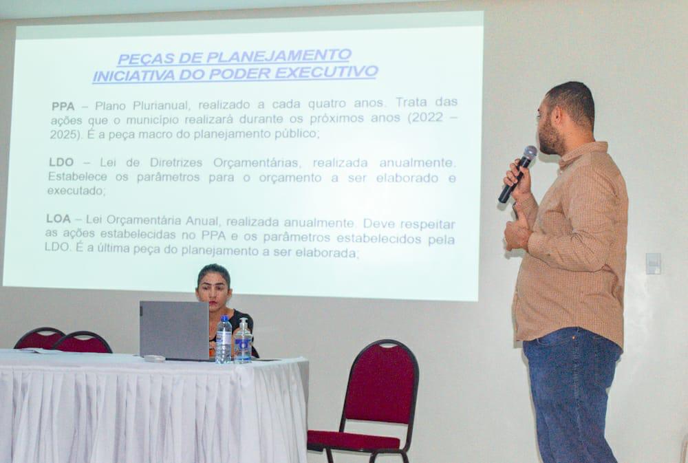 Prefeitura realiza audiência pública para apresentar a LDO - 2023 - Imagem 4