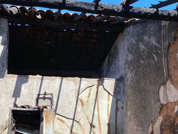 Curto na rede elétrica provoca destrói residência de Cajazeiras do Piauí