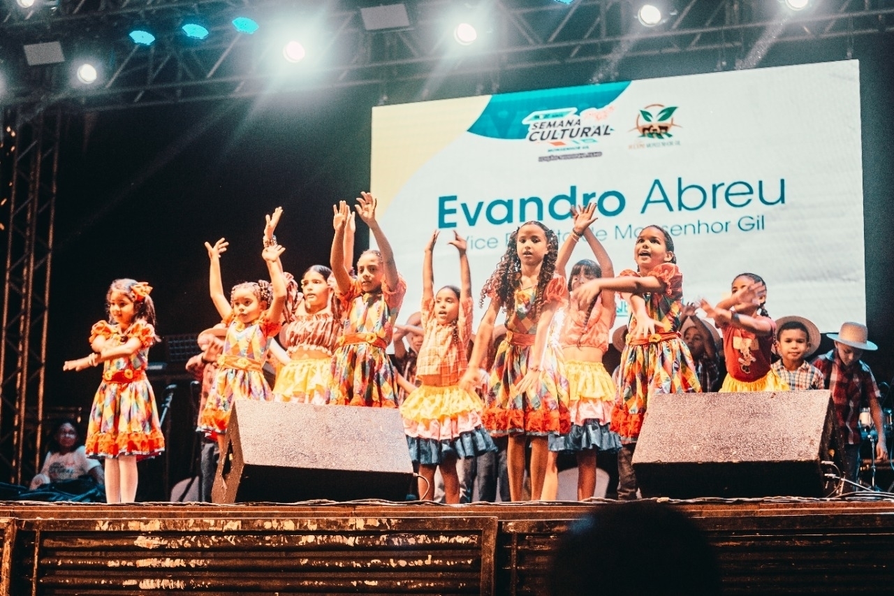Educação de Monsenhor Gil e um show de criatividade na Semana Cultural 