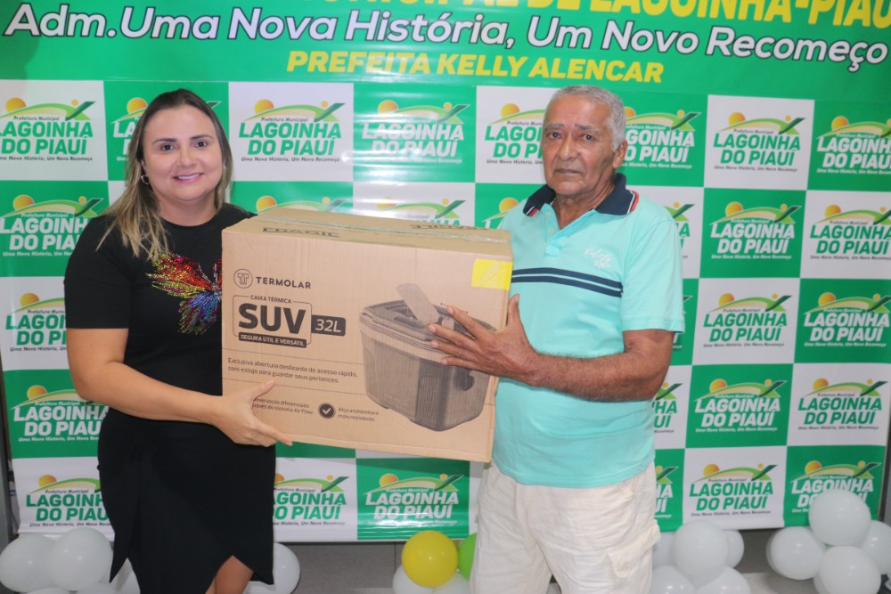 Prefeita Kelly Alencar realizou Homenagem aos Pais de Lagoinha - Imagem 1