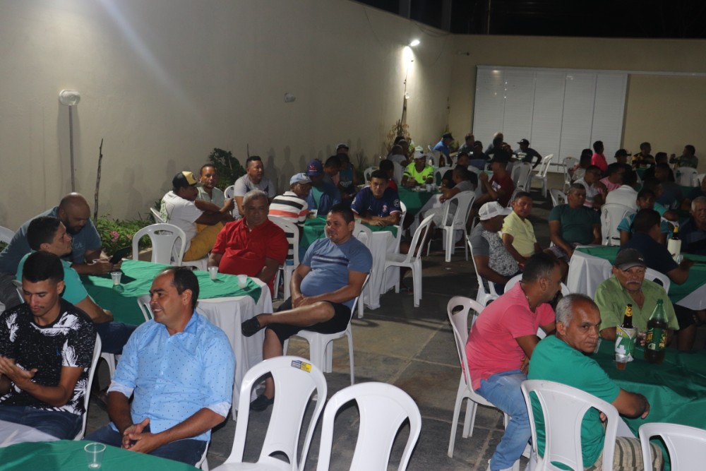 Prefeita Kelly Alencar realizou Homenagem aos Pais de Lagoinha - Imagem 4