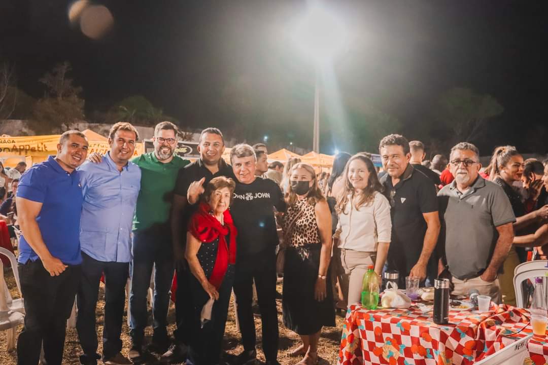 Terceira noite da XX Semana Cultural Torquarto Neto em Monsenhor Gil  - Imagem 14