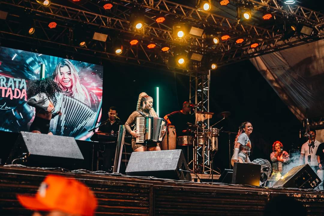 Terceira noite da XX Semana Cultural Torquarto Neto em Monsenhor Gil  - Imagem 10