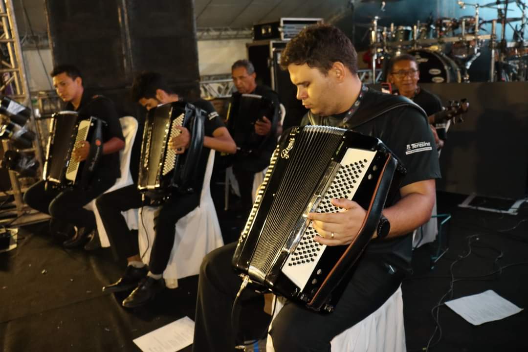 Escolas Municipais dão um banho de Cultura popular na Semana Cultural 2022 - Imagem 26