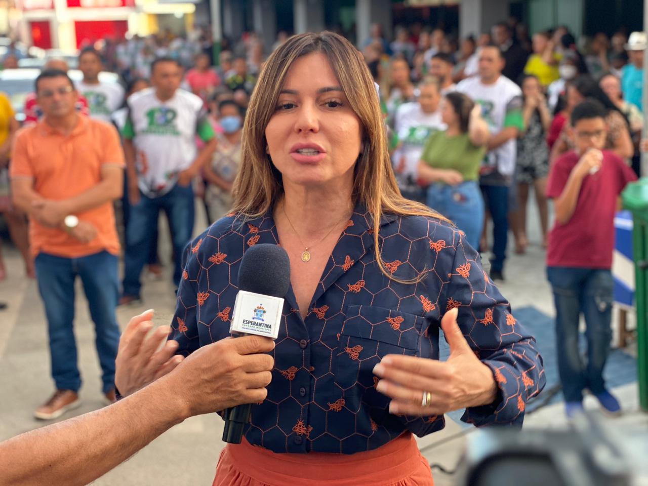 Prefeita Ivanária Sampaio entrega prédio reformado público municipal - Imagem 3