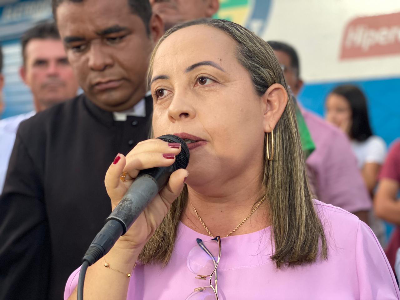 Prefeita Ivanária Sampaio entrega prédio reformado público municipal - Imagem 4
