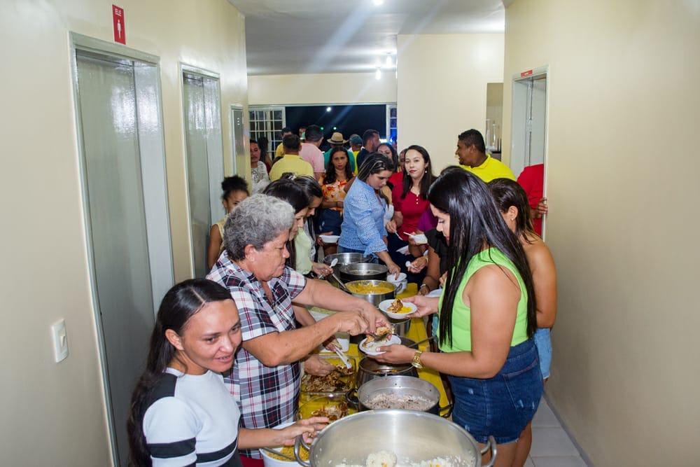 Prefeito Genival Bezerra inaugura Calçamento e Reforma de UBS na zona rural - Imagem 4