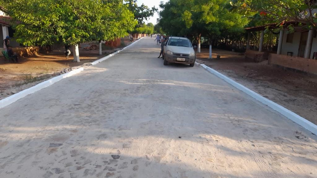 Prefeito Genival Bezerra inaugura Calçamento e Reforma de UBS na zona rural - Imagem 3