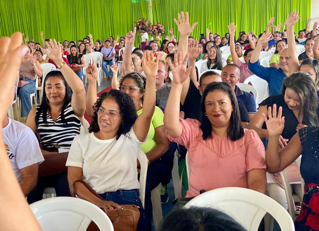 Encontro pedagógico com profissionais da educação em Esperantina - Imagem 2