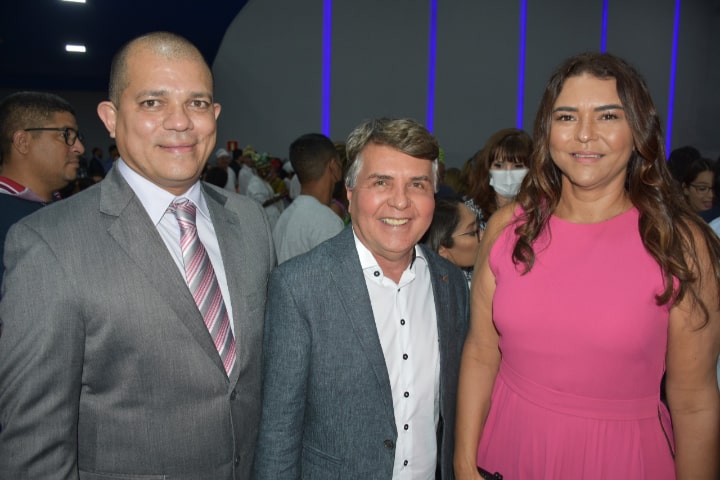 Prefeito João Luiz e presidente da AMPAR participa de posse em Teresina  - Imagem 5