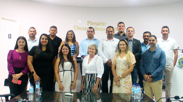 A Prefeitura de Itainópolis participa da Audiência Pública da LOA 2024.