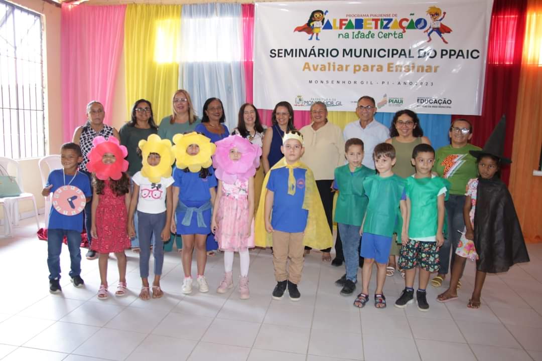 Secretaria Municipal de Educação realiza Seminário PPAIC em Monsenhor Gil - Imagem 8