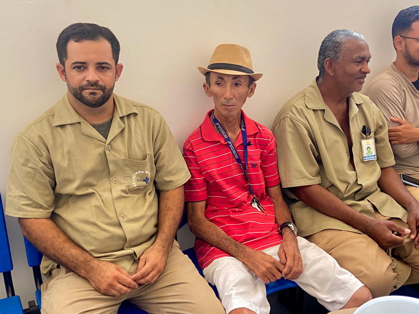 Saúde entrega novos uniformes aos agentes de combate às endemias em Oeiras - Imagem 3