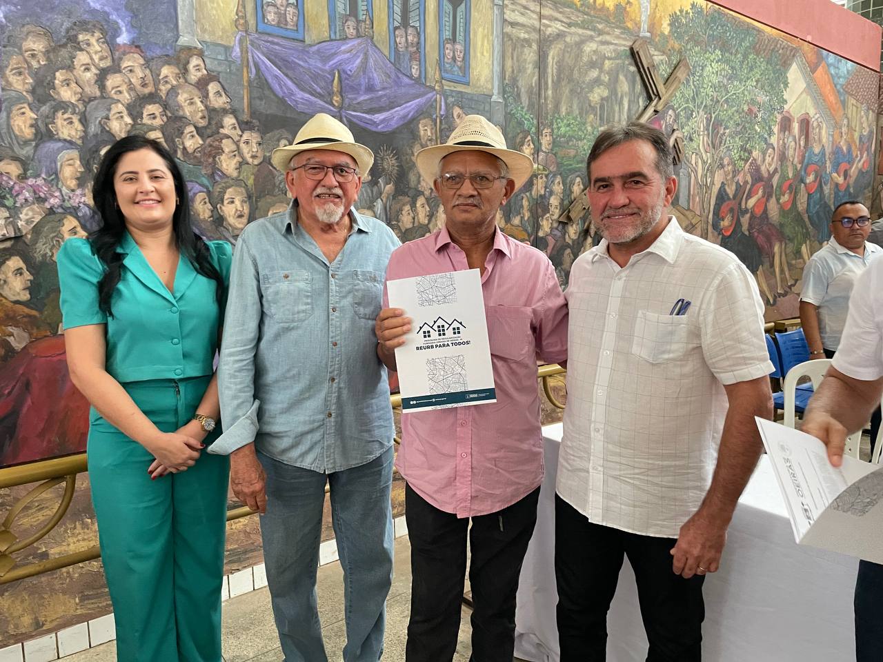 Zé Raimundo entrega 41 novas certidões de regularização fundiária em Oeiras - Imagem 2