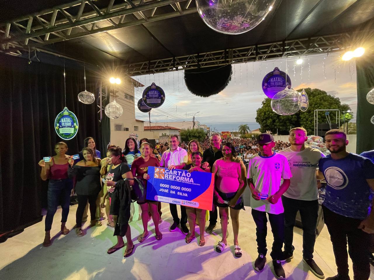 Prefeitura entrega 1.400 cestas básicas a famílias vulneráveis em Oeiras - Imagem 4