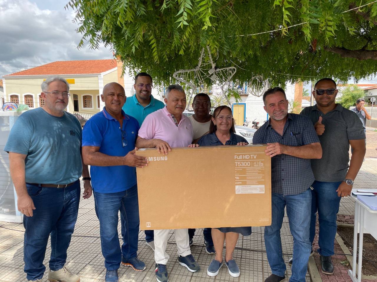 Zé Raimundo entrega casa e mais nove prêmios da campanha IPTU Premiado  - Imagem 3