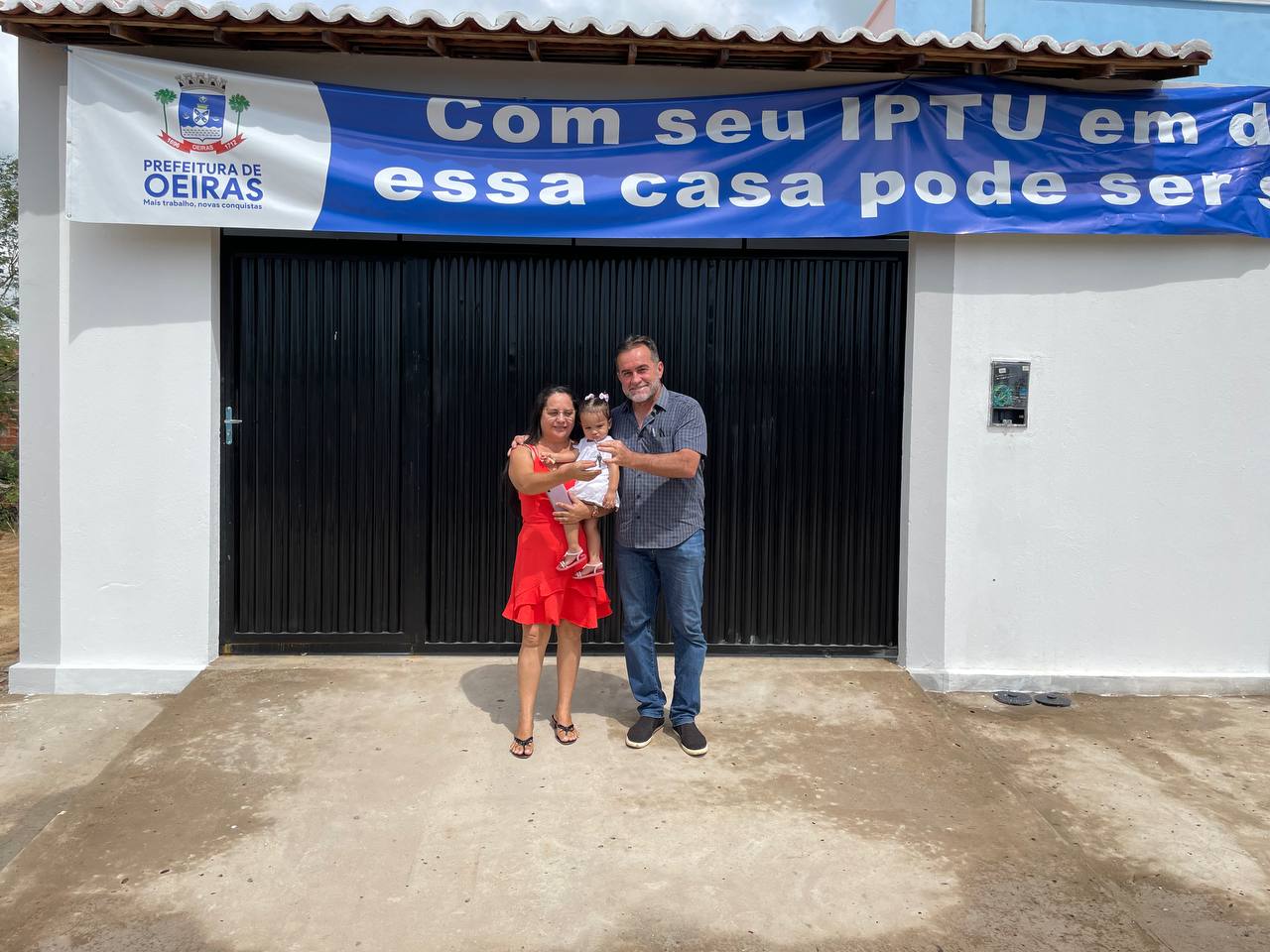 Zé Raimundo entrega casa e mais nove prêmios da campanha IPTU Premiado  - Imagem 1