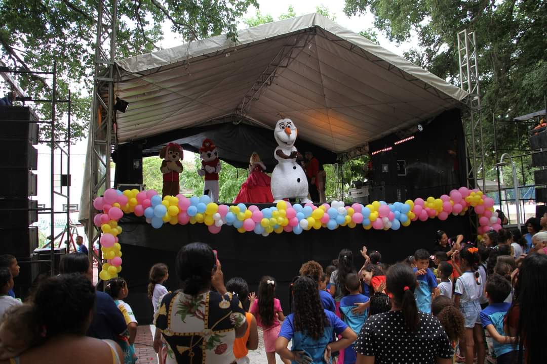 Teve festa sim! Para as crianças de Monsenhor Gil festejando seus 60 anos  - Imagem 7