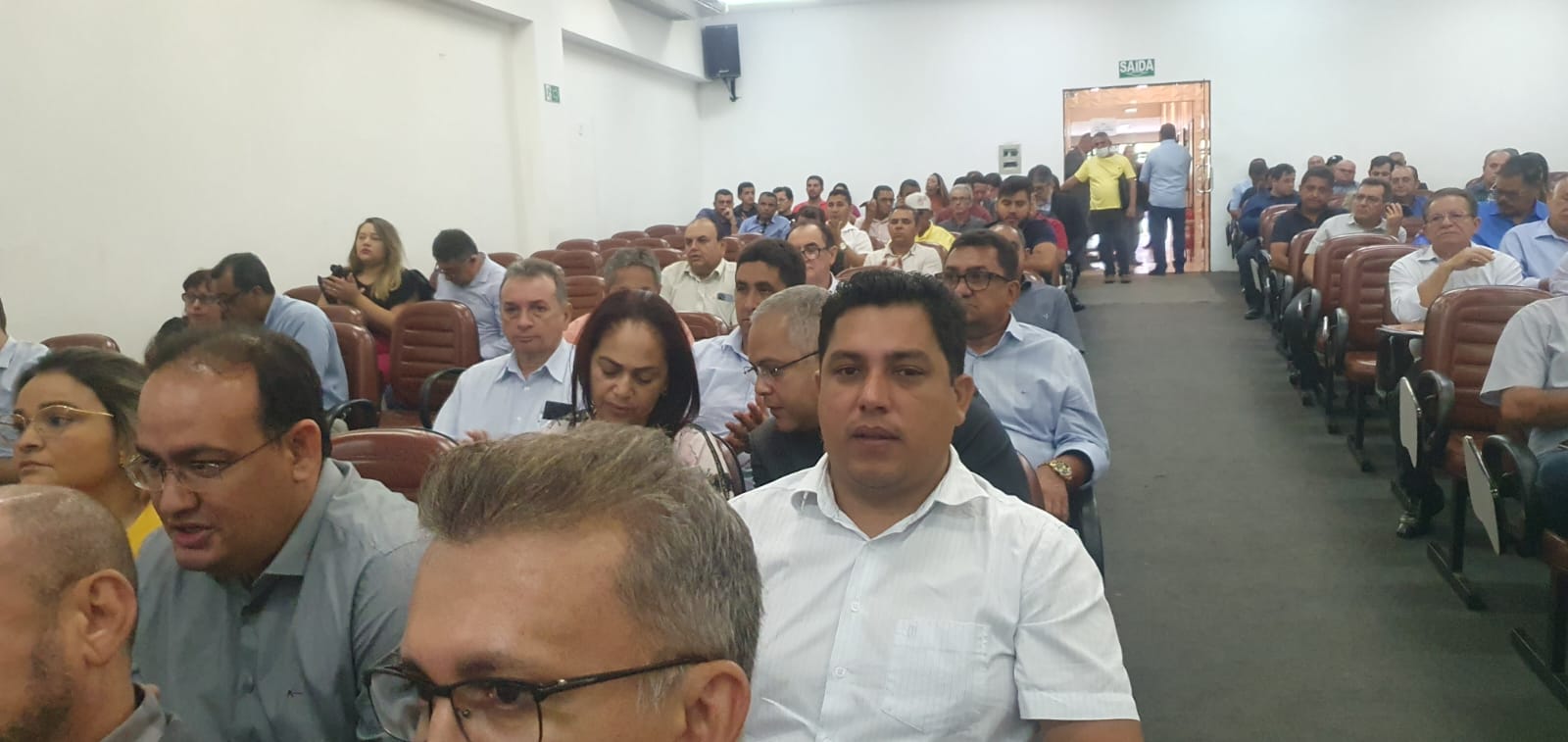 Prefeitos debatem dificuldades em seus Municípios. Monsenhor Gil presente - Imagem 23