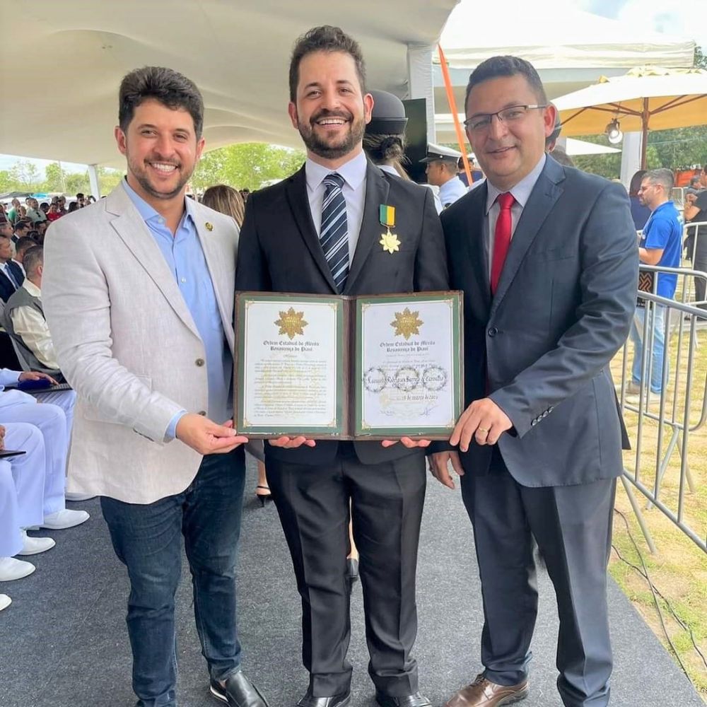 Batalha do Jenipapo: Léo Xenhenhem é homenageado com Medalha de Mérito  - Imagem 1
