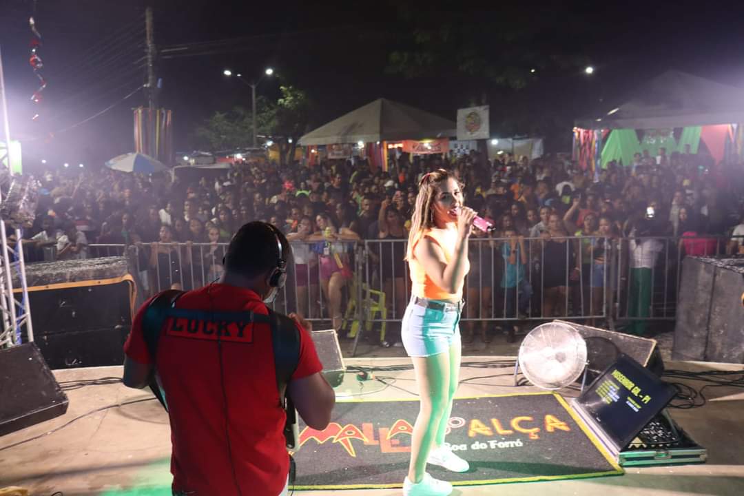 Carnaval de Monsenhor Gil se consolida pela organização e segurança - Imagem 14