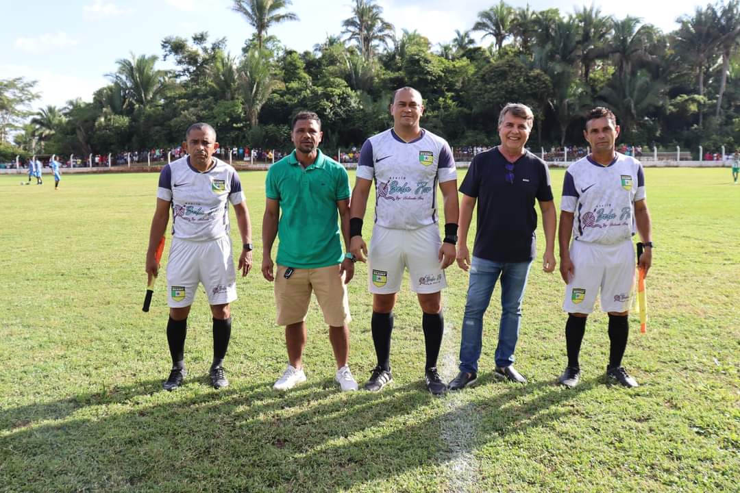 Prefeito João Luiz faz abertura do Campeonato da Canafístula - Imagem 5