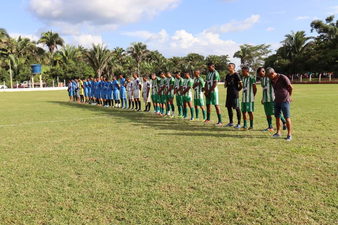 Prefeito João Luiz faz abertura do Campeonato da Canafístula - Imagem 9