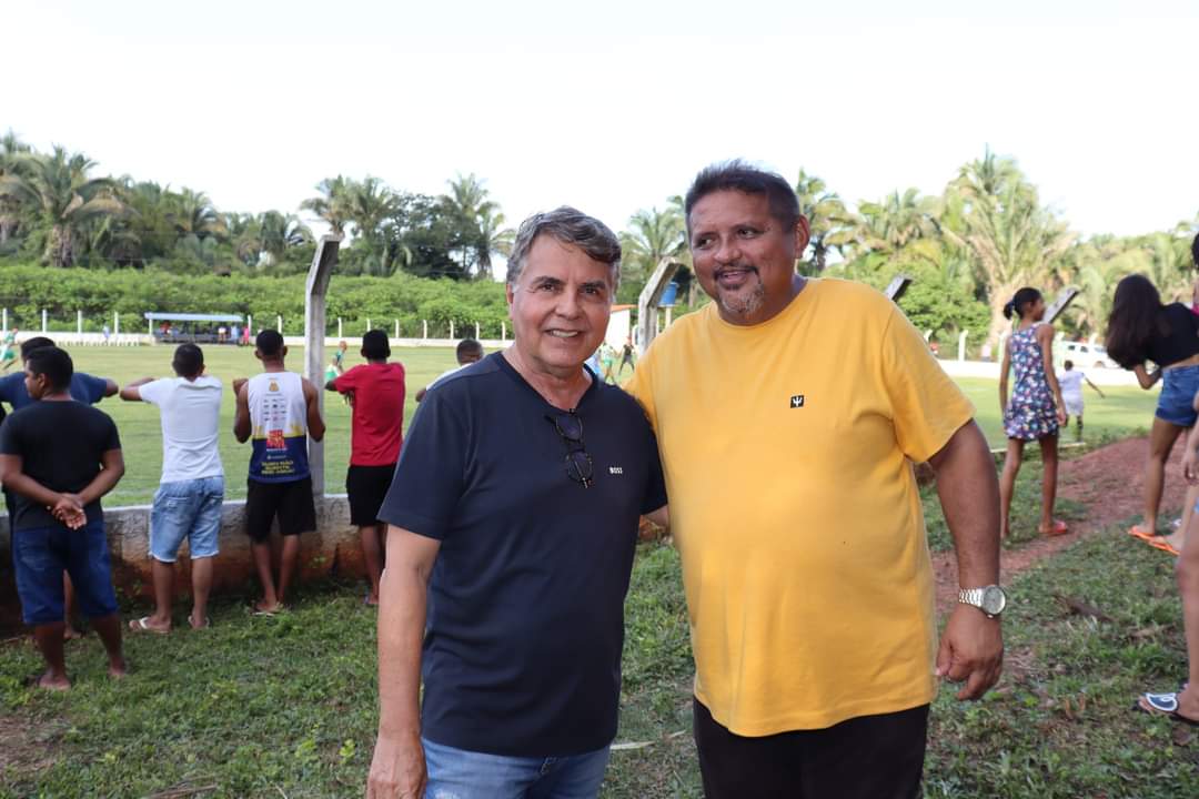 Prefeito João Luiz faz abertura do Campeonato da Canafístula - Imagem 12